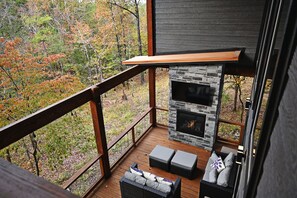 Property grounds - Rockin Robin-TRUE SECLUSION-Paved Roads-Boat Ramp 1/2 mile-ATV'S Welcome-2 Suites (Broken Bow)