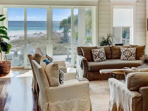 Smart TV, chimenea, mesa de ping pong