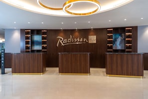 Reception - Radisson Blu Hotel, Amman Galleria Mall (Amman)