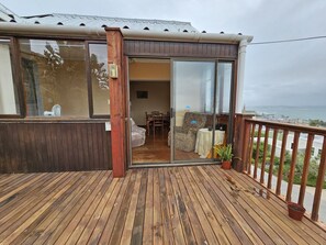 Terrace/patio - No Loadshedding-Sea view apartment close to Mosselbay Point, shops & lighthouse
(Mossel Bay)