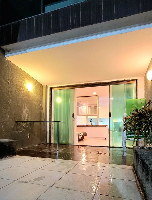 Huoneisto | Terassi/patio