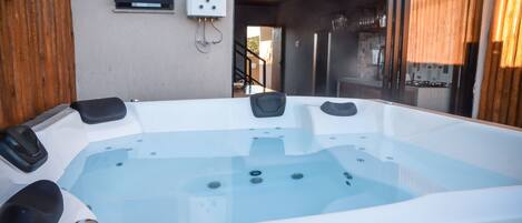 50-inch LED TV with digital channels, Netflix, streaming services