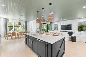 Dining - New Home! Pool with Waterslide! Game Room! - Lucky in Lido (Lido Key)