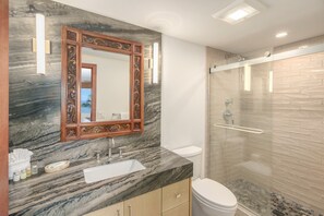 Shower, hair dryer, towels - ENDLESS OCEAN VIEWS- PREMIUM LOCATION & FINISHES-TOP FLOOR-WELL EQUIPPED (Kihei)