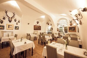 Restaurant - Hotel Kaštieľ Mojmírovce (Mojmírovce)