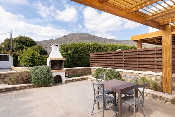 BBQ/picnic area