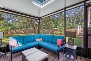 House, 3 Bedrooms | Living area