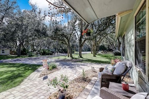 House, 3 Bedrooms | Terrace/patio