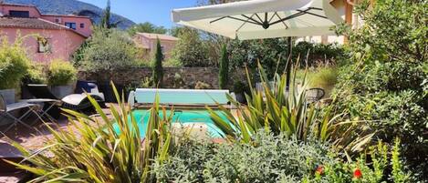 屋外プール、温水プール