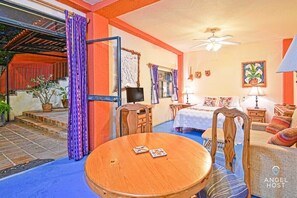 Iron/ironing board, WiFi, bed sheets