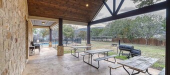 Happy Hour @ Frio Premier Rental Homes