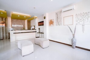 Lobby - Cozy tropical houses with humble neighbourhood (Purwakarta)