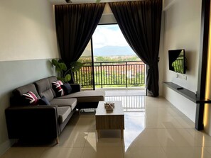 Smart TV, video games - 10mins to Lost World Sunway 7pax 3BR Prefect View (Ipoh)