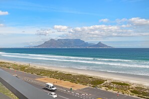 Departamento (2 Bedrooms) | Vista a la montaña