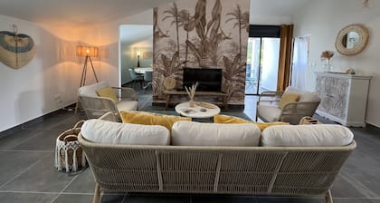 Appartement Cosy Front de mer Accès Direct sur la Plage