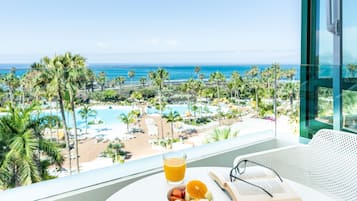 Estudio superior, vista al mar | Terraza o patio