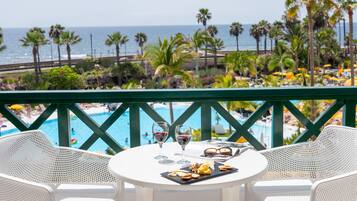 Superior Apartment, 1 Bedroom, Ocean View | Terrace/patio