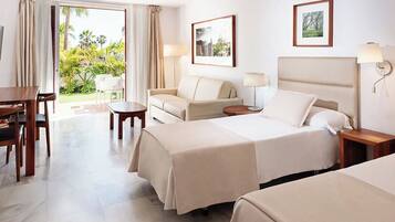 Superior Studio, Garden View, Ground Floor | Blackout curtains, free WiFi, bed sheets