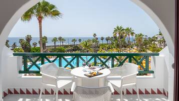 Superior Apartment, 1 Bedroom, Ocean View | Terrace/patio