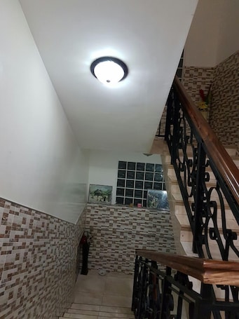 Escaleras. 2Bedrooms Private. Apart. Junction Mall