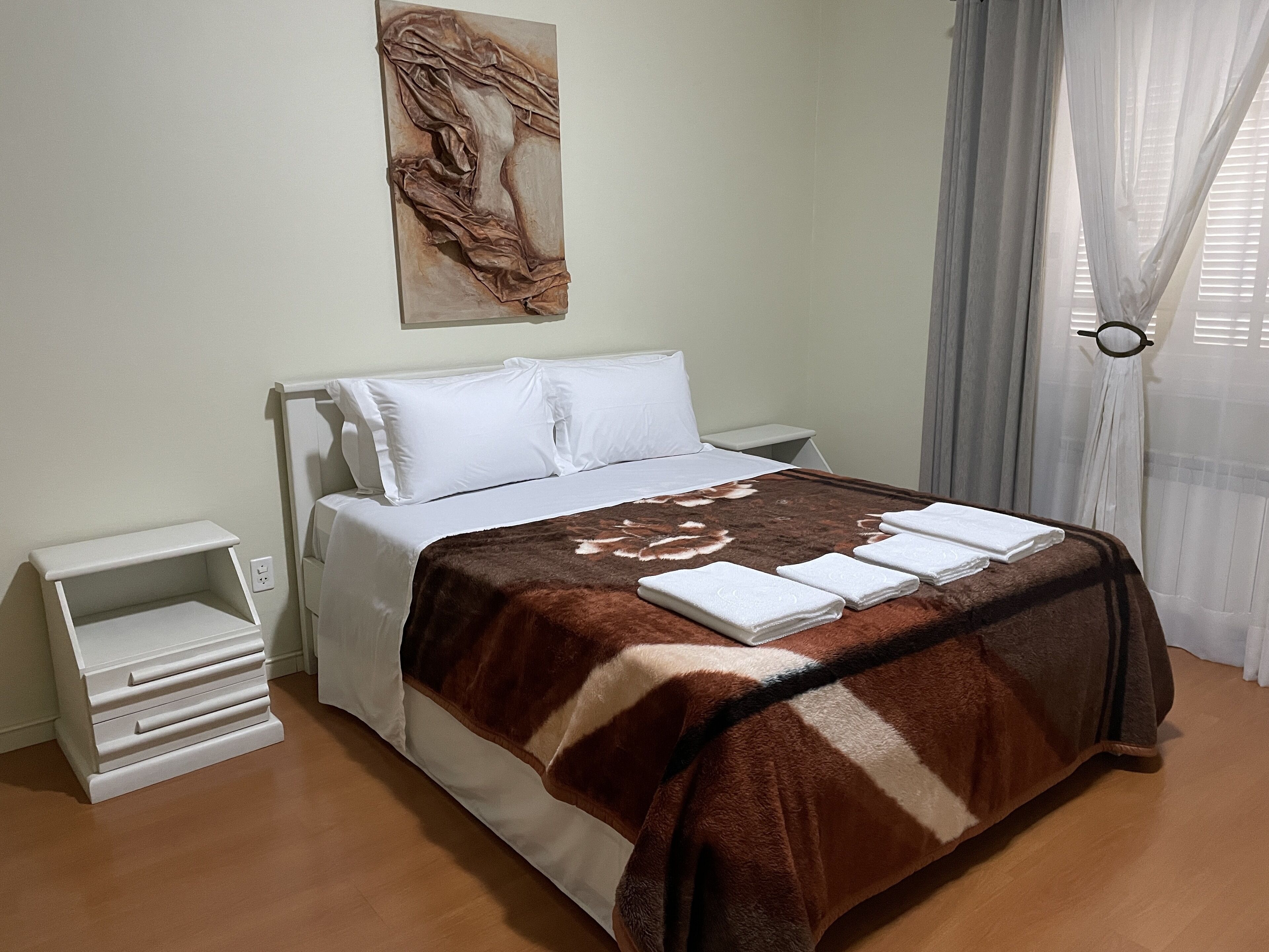 3 Schlafzimmer, Bügeleisen/Bügelbrett, WLAN, Bettwäsche