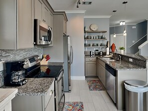 Fridge, microwave, oven, stovetop - Runnin Down A Dream | Spacious Snowbird-Friendly Home, Beach Access! (Miramar Beach)