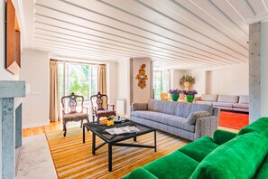 Vila superluxo, 5 quartos | Área de estar