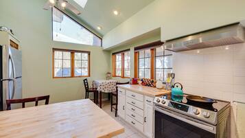 Nhà (2 Bedrooms) | Nội thất