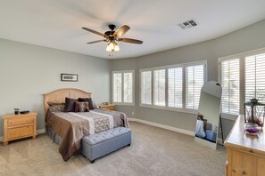 House (3 Bedrooms) | Interior - Mtn Views: Family-friendly Gold Canyon Getaway! (Gold Canyon)