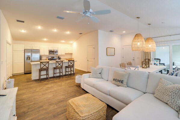 House (2 Bedrooms) | Interior - Golfer's Paradise: Pet-friendly Home in Wildwood (Wildwood)