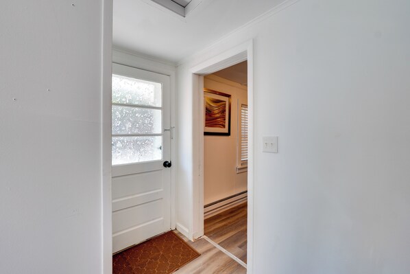 House (1 Bedroom) | Interior