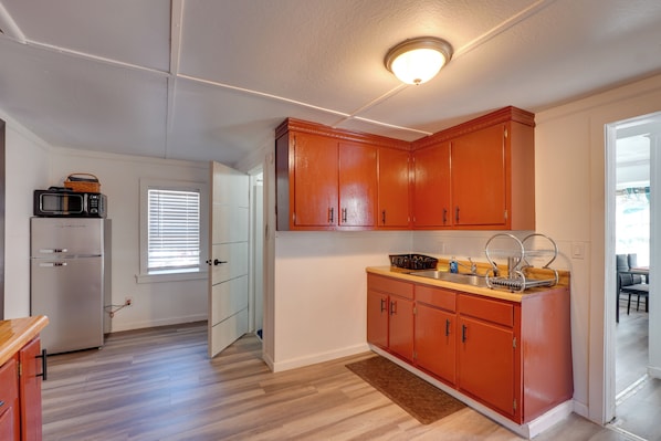 Interior - Kingston Home < 2 Mi to Bluestone Wild Forest (Kingston)