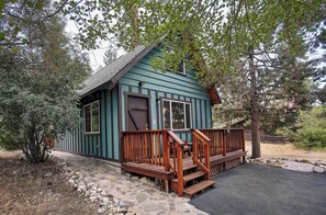 Interior - Hot Tub & Deck: Big Bear City Cabin Near Skiing (Big Bear City)