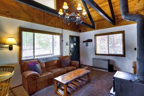 單棟房屋 (2 Bedrooms) | 內部