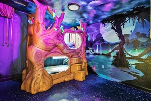 Interior - Ice Age  and Avatar Themed-Lavish Games Room-Private Pool and Spa- (Davenport)