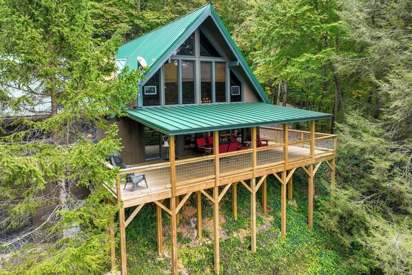 Fachada de la propiedad