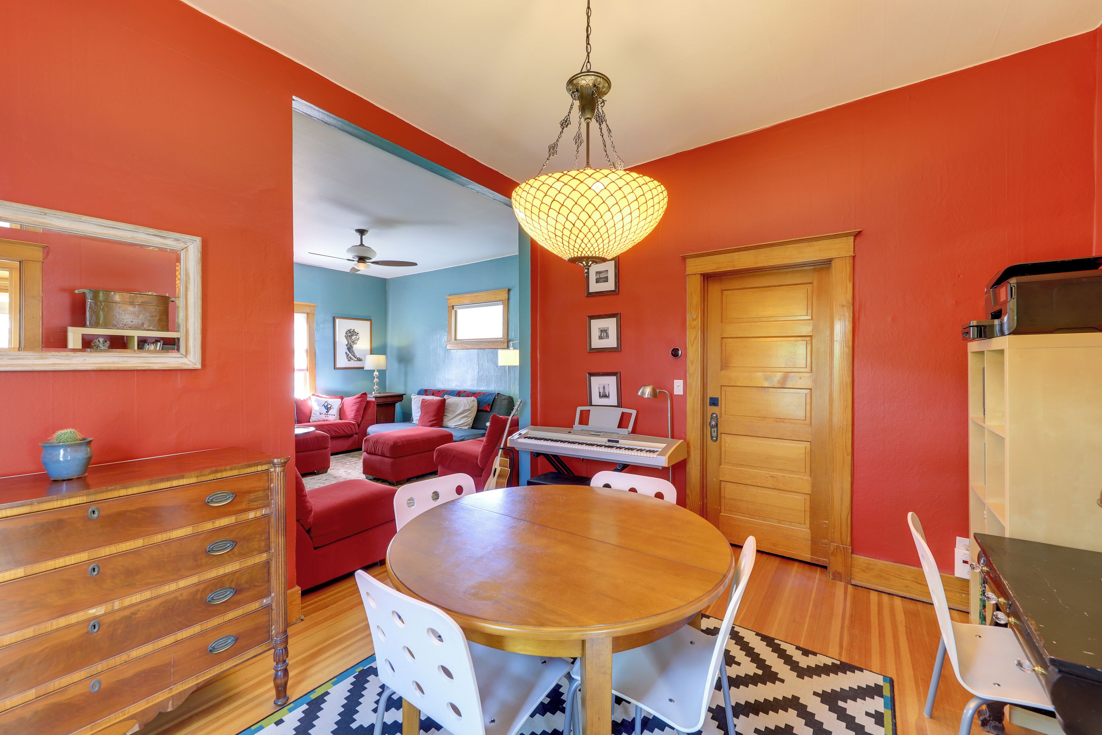 House (2 Bedrooms) | Interior