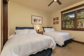 3 dormitorios, tabla de planchar con plancha, wifi y ropa de cama