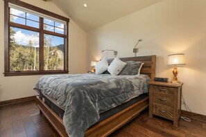 3 Schlafzimmer, Bügeleisen/Bügelbrett, WLAN, Bettwäsche