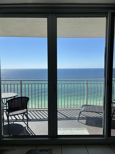 Stunning beachfront condo. Enjoy amazing sunsets. Beach Chair Service Mar-Oct