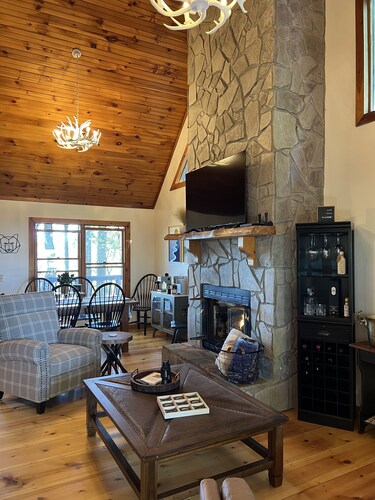 Views - Updated Cabin on Walnut Mountain- Pet Friendly