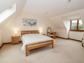 3 bedrooms, individually decorated, individually furnished, free WiFi - Cairnhapple House (Stranraer)