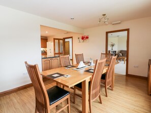 Dining - Cairnhapple House (Stranraer)