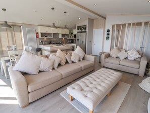 Living area - 1 Delamere Point (Northwich)