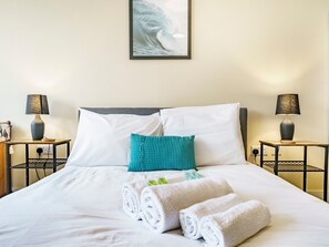 2 quartos, ferros/tábuas de passar roupa, Wi-Fi de cortesia