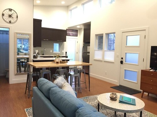 Bluebird Day - Crater Retreat