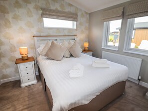 4 bedrooms, individually decorated, individually furnished, free WiFi - 40 Delamere Point (Northwich)