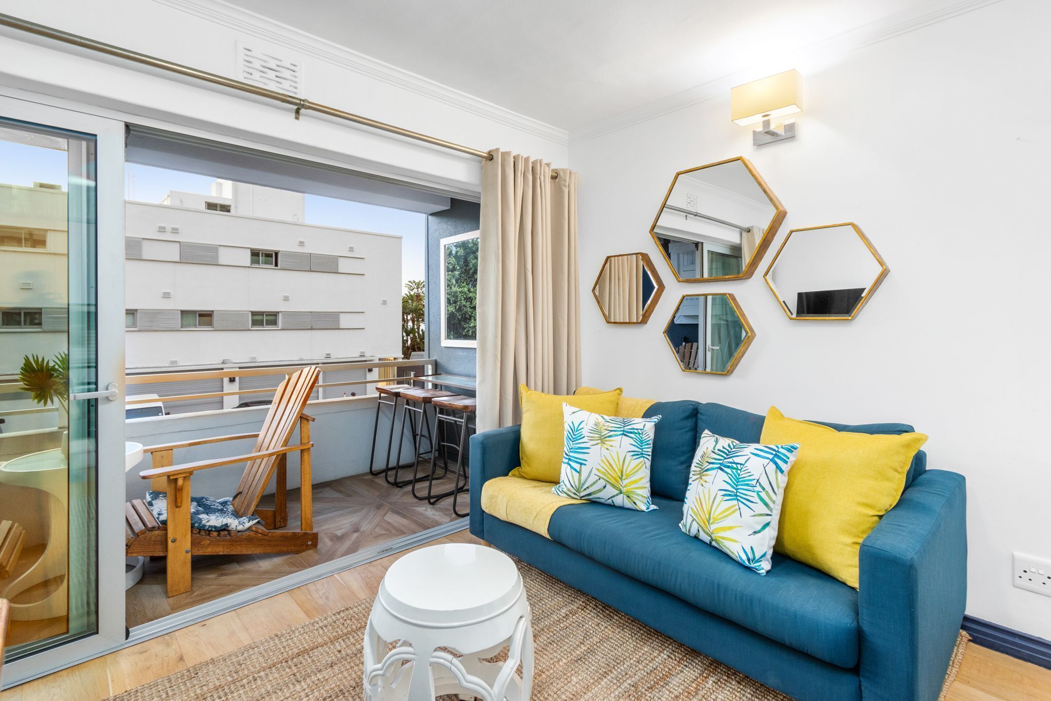 Apartment (0 Bedroom) | Interior