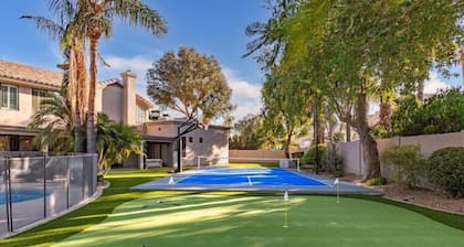 Palm Tree ParadiseSportcourtPutting GreenTetherballGame RoomHeated PoolSpa