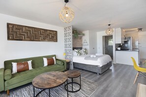 Apartment (0 Bedroom) | Interior